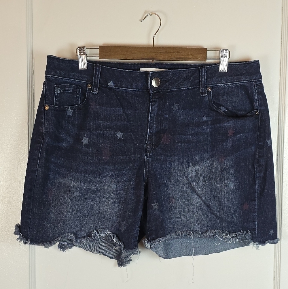 Lane Bryant Denim Americana Shorts Red and White Stars Size 16